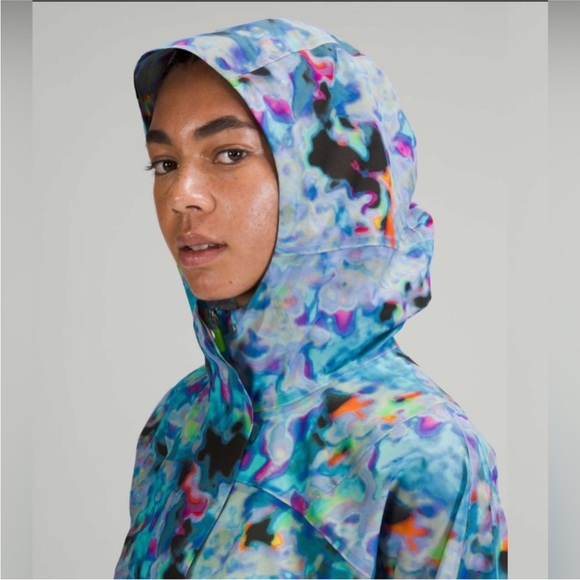☔️ LULULEMON Seawheeze Rain Chaser Jacket. Size 12. Excellent condition **RARE** - Picture 3 of 6